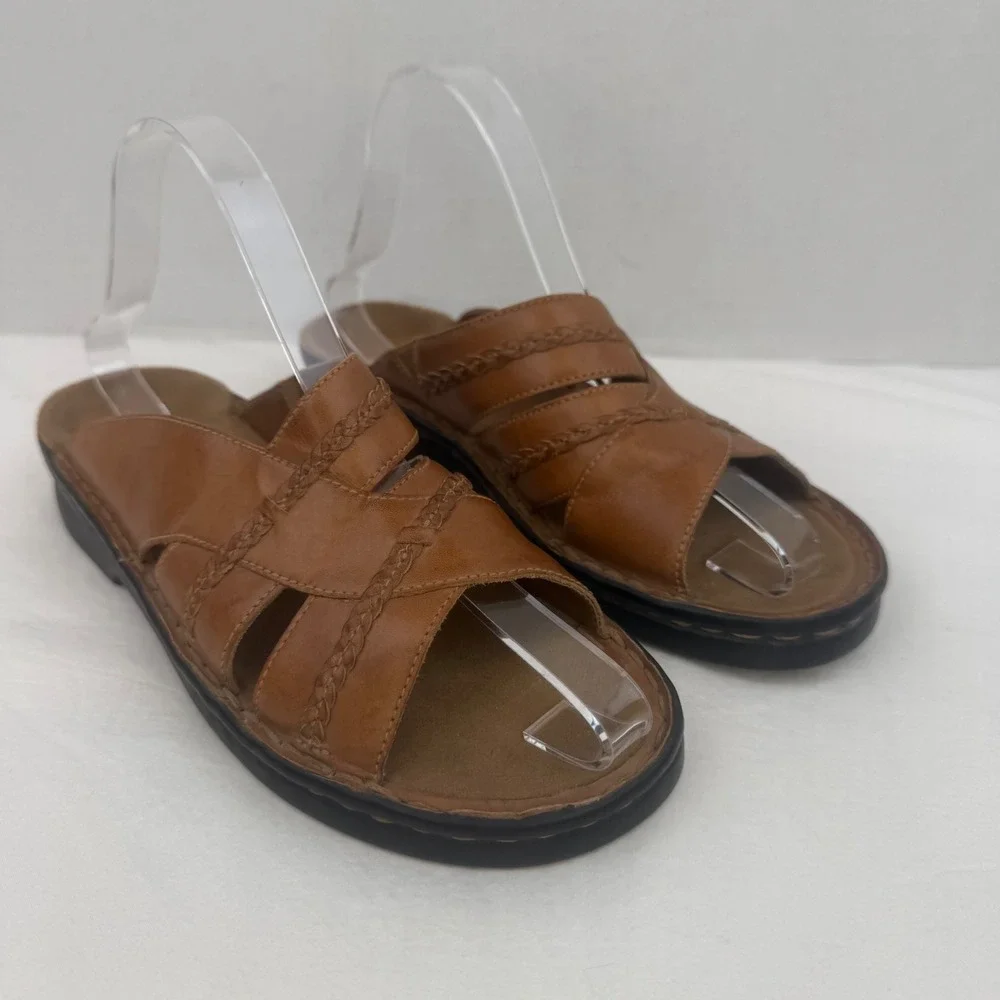 Clarks Womens Tan Brown Leather Braided Slide Sandals Size 7M Made in Brazil - Picture 1 of 13